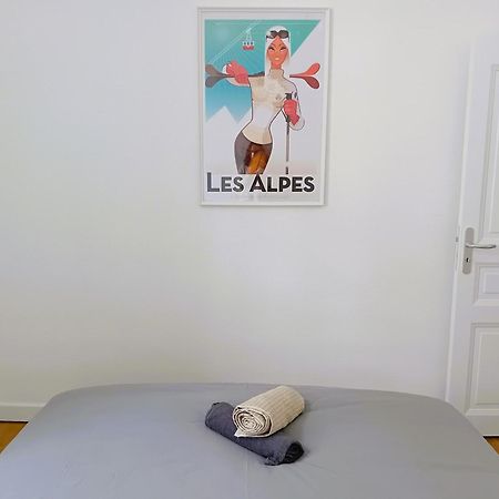 102 - Appart Renove Avec Grand Salon Et 1 Chambre - Tram Et Clinique Mutualiste A 1 Min Grenoble Bagian luar foto