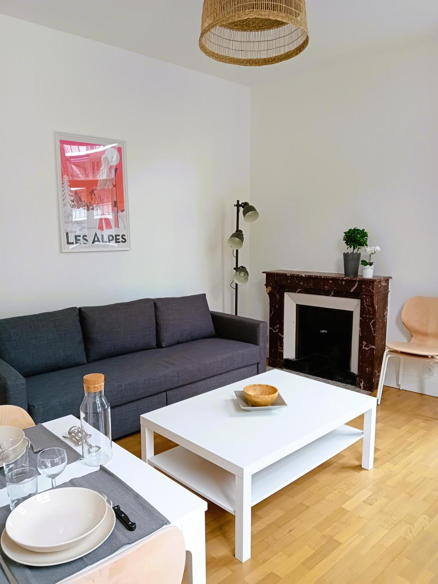 102 - Appart Renove Avec Grand Salon Et 1 Chambre - Tram Et Clinique Mutualiste A 1 Min Grenoble Bagian luar foto